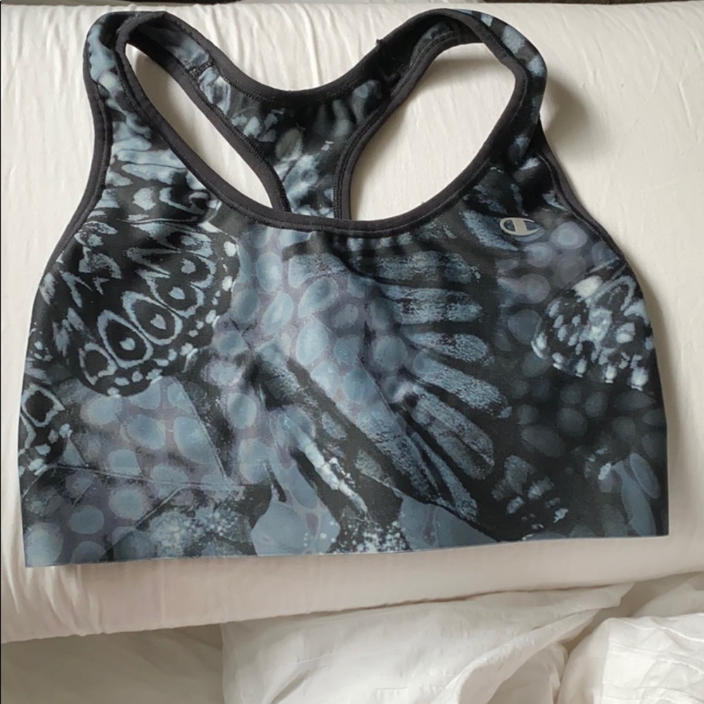 Sports bra